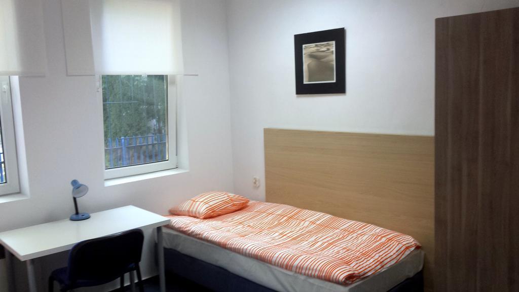Erasmus House Hostel วอร์ซอ ห้อง รูปภาพ